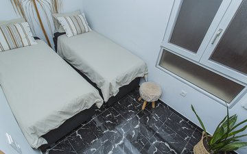 Property slide 39
