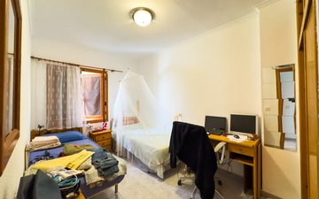 Property slide 18