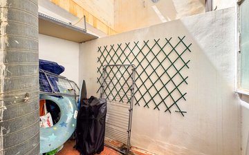 Property slide 42