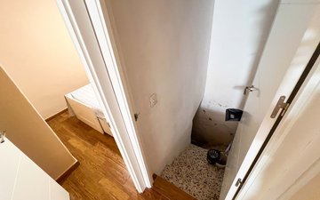 Property slide 30