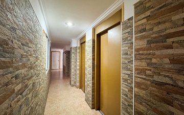 Property slide 32