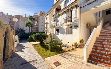 Property slide 23