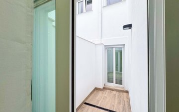 Property slide 25