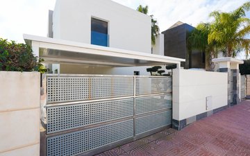 Property slide 43