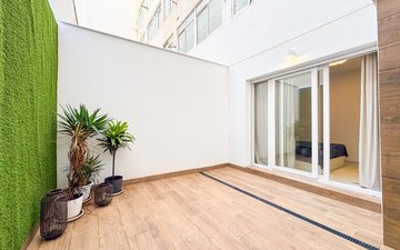 Property slide 25
