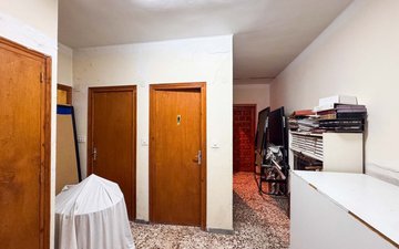 Property slide 40