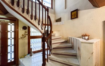 Property slide 19