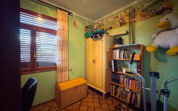 Property slide 30