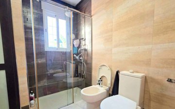 Property slide 21