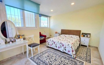 Property slide 24