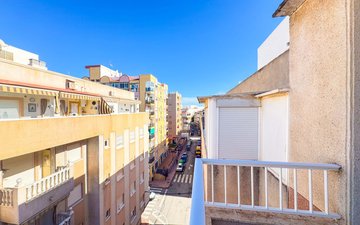 Property slide 16