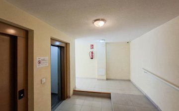 Property slide 25