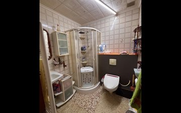 Property slide 15