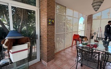 Property slide 25