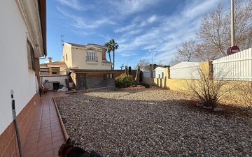 Property slide 31