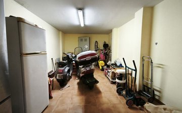 Property slide 31