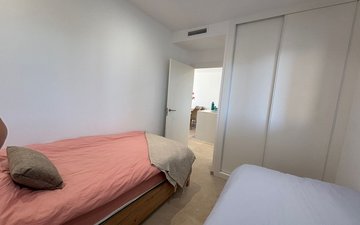 Property slide 20