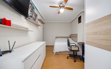 Property slide 25