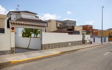 Property slide 50
