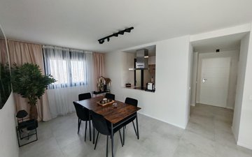Property slide 4