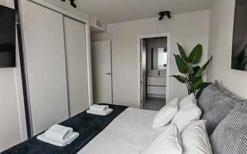 Property slide 22