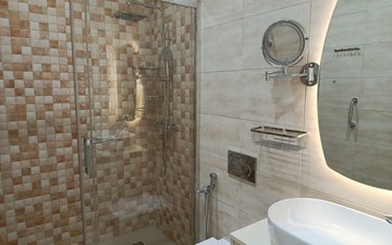Property slide 22