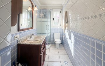 Property slide 18