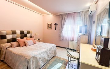 Property slide 23