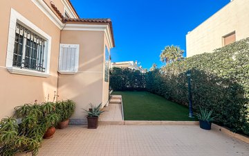 Property slide 46