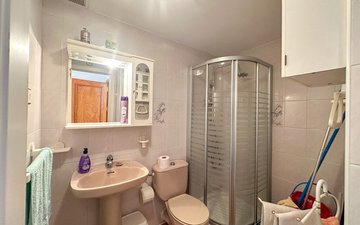 Property slide 16