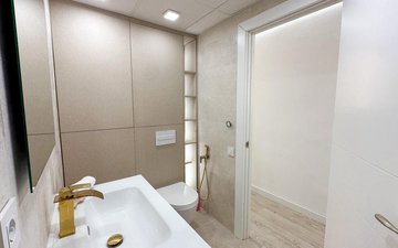 Property slide 20