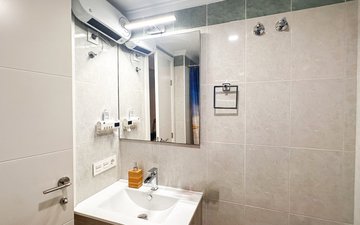 Property slide 16