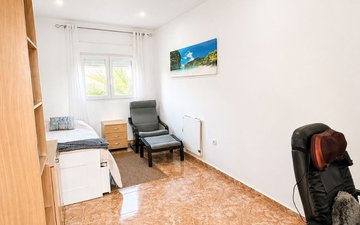 Property slide 28