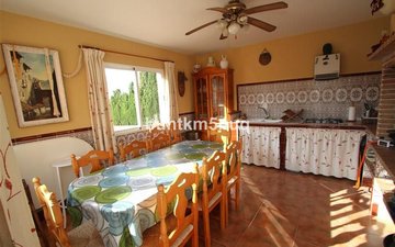 Property slide 15