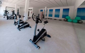 Property slide 25