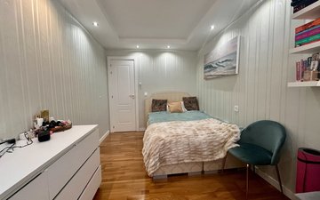 Property slide 14