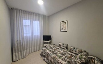 Property slide 10