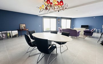 Property slide 30