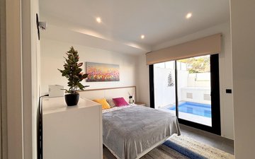 Property slide 18
