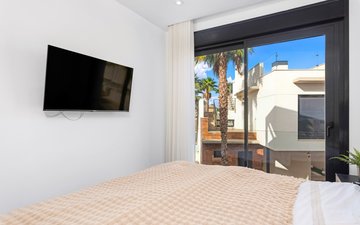 Property slide 21