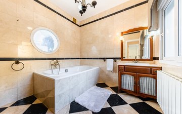 Property slide 25
