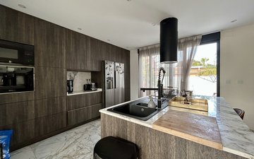 Property slide 17