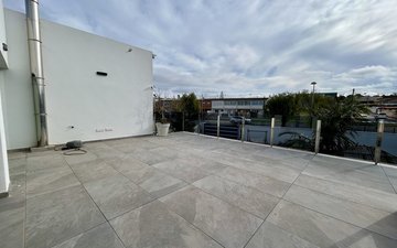 Property slide 44
