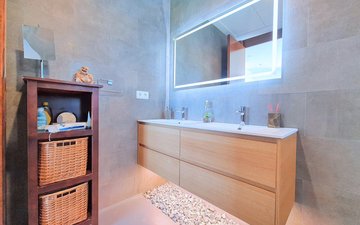 Property slide 26