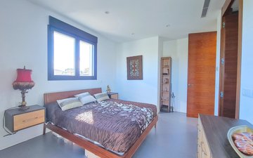 Property slide 27