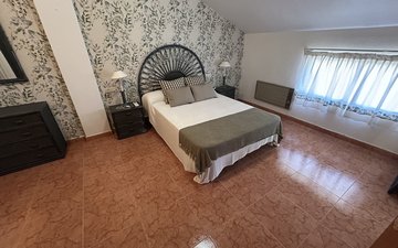 Property slide 22