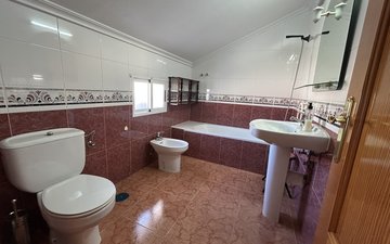 Property slide 25