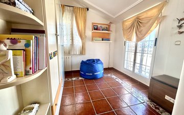 Property slide 29