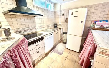 Property slide 39