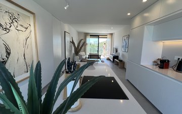 Property slide 10
